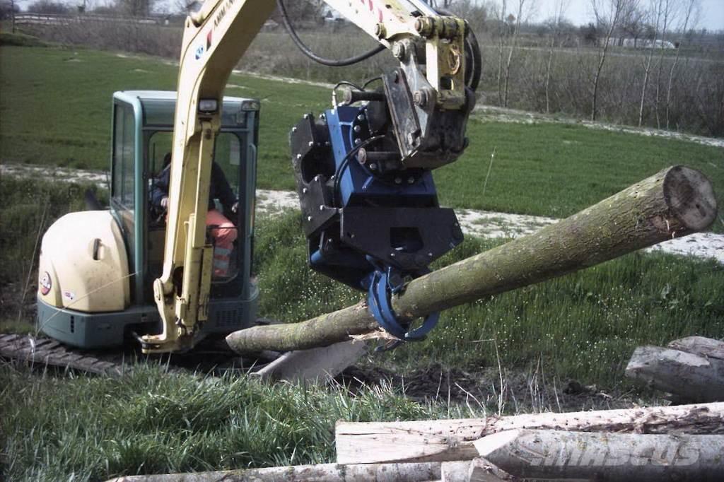 Attachement pile driver with gripper for wooden piles for excavators from 2 up to 6 tons